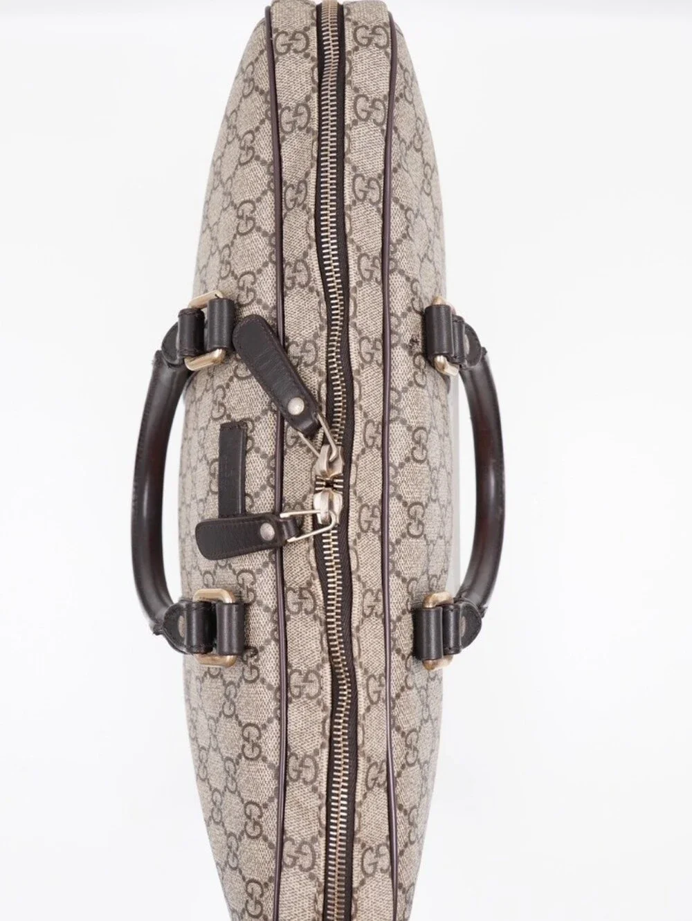 CK25 💕 GUCCI GG Plus Monogram Briefcase